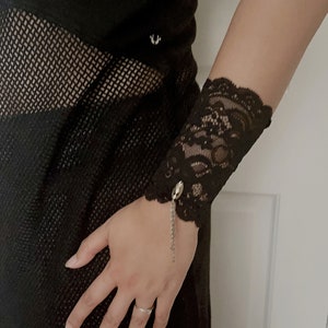 vintage gothic black stretch lace arm band cover scar tattoo cover cuff, bracelet Unique arm cuff wrist chain sleeve extender arm warmers