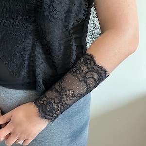 1piece black arm band stretch lace arm cuff cover scar tattoo wrist bracelet arm cuff  arm band wrist cuff sleeve extender lace arm warmers