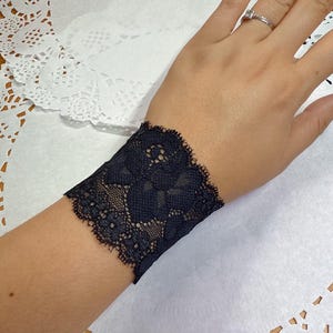 1 piece black arm band stretchy lace wedding lace arm cuff cover scar tattoo cover black lace bracelet sleeve extension lace arm warmer