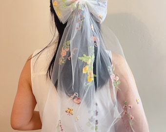 Embroidered Flower Hair Bow Veil: Bridal Shower Bachelorette Party
