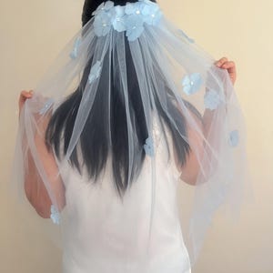 something Blue flowers blossom veil bridal flowers veil Bridal veil Unique wedding veil Blue tulle veil Scattered 3d flowers veil