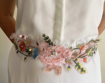 applique bridal belt Floral bridal belt Embroidered bridal sash Bridesmaid belt Colorful bridal belt Wildflower bridal sash/Unique lace sash