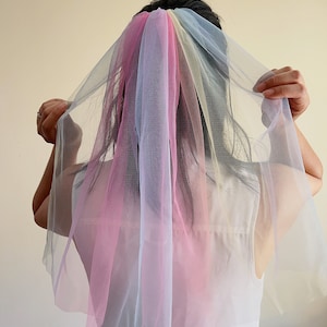Unicorn bridal veil, Rainbow ombre veil, Unique bridal veil, Rainbow wedding veil, Wedding veil unique, Pastel ombre veil, Rainbow tulle