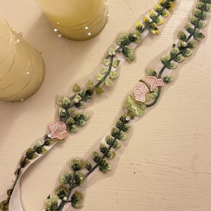 Handgemachte Floral Applikation Brautgürtel: Bestickte Wildblumen Schärpe Bild 7