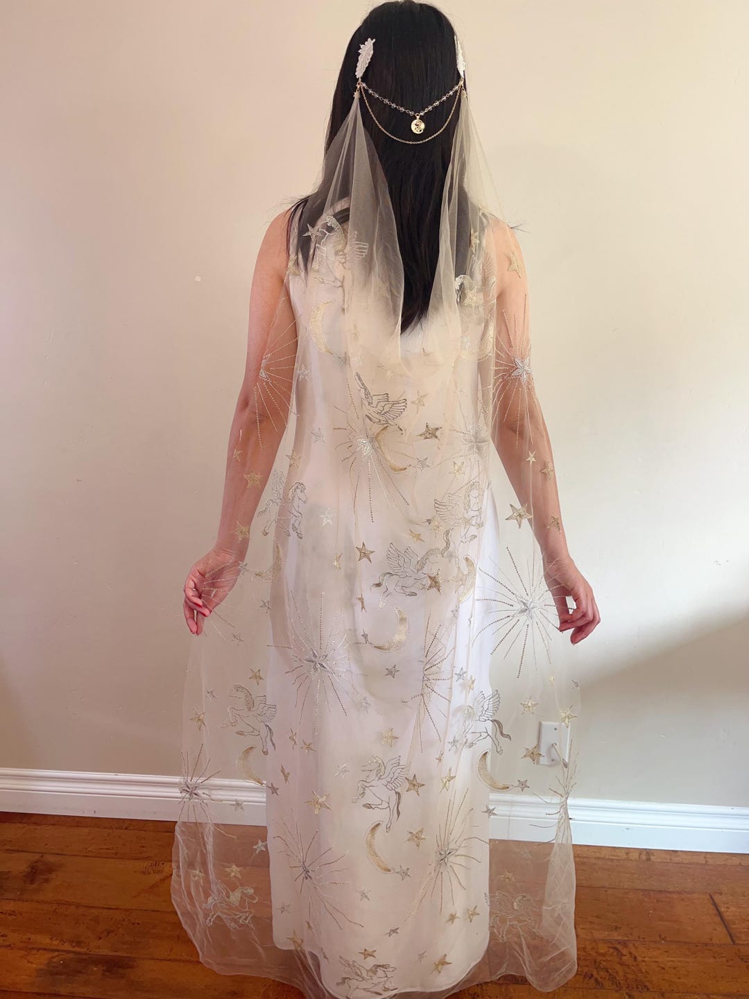 Princess Lace Veil Headpiece main image 1