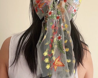 wildflower bow, Veil alternative, Unique veil, Embroidered flower veil, Bachelorette party hair, Bridal shower hair, Elopement hair bow