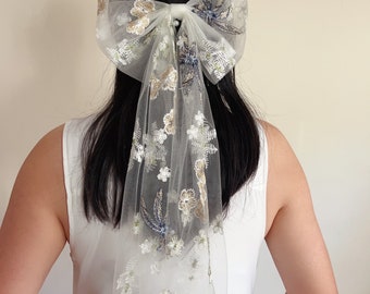 Wildflower bow, Veil alternative, Unique veil, Embroidered flower veil, Bachelorette party hair, Bridal shower hair, Elopement hair tulle