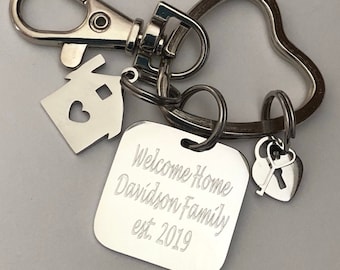 Welcome Home keychain, personalized housewarming gift keychain,realtor closing gift, first Home keychain-gift to new home owners