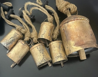 Vintage Set of 6 Bells: Rustic bell set