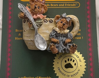 Vintage Boyds Bears Brooch: Prissie and Missie Fixin’ Tea