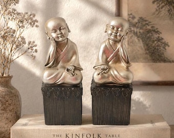 ヴィンテージゴールドの赤ちゃん仏陀僧侶ブックエンド – 瞑想する禅風装飾棚置物
