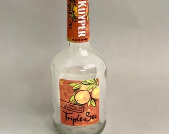 Leere Schnapsflasche -- Dekuyper Triple Sec 750 ml