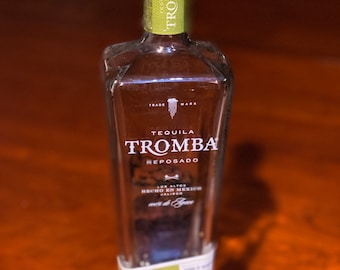 Garrafa de licor vazia - TROMBA Reposado Tequilqa 750ML - TAMPA INCLUÍDA