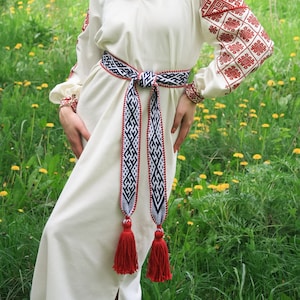 Woven Slavic Sash Belt: Red & Blue Odolen Trava, Cotton Tassel Belt