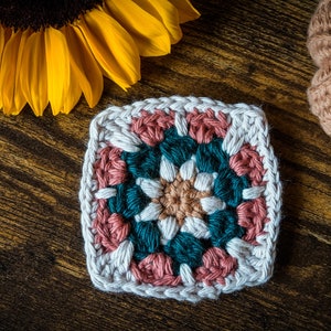 Autumn Flower Granny Square | Crochet Pattern | Fall Crochet | PDF Pattern