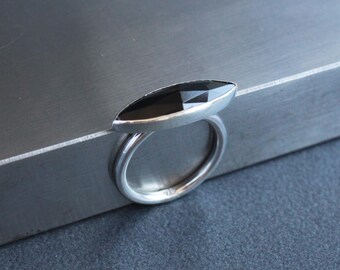 Gothic Black Ring | Onyx and Sterling Silver Ring | Witchy Jewelry | Metalsmith Jewelry