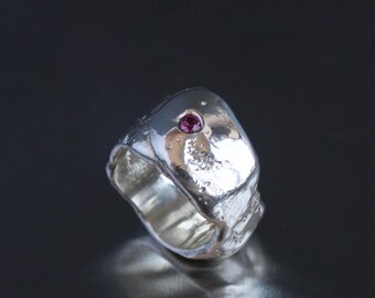 Solid Sterling Silver Ring | Bold Ring | Garnet Jewellery | Modernist Jewelry | Brutalist Style |