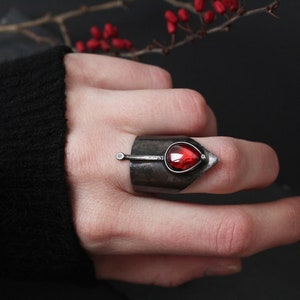 Witchy ring for women Gothic rings Black rings Wide band ring Adjustable rings with stone Red stone ring for women Statement rings