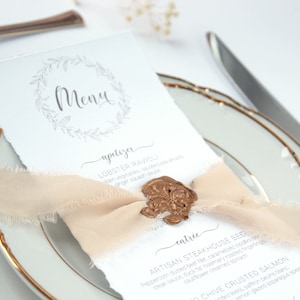 Deckle Edge-menu, Thorn Edge-menu, dinermenu, huwelijksreceptie, Blush-menu, bronzen lakzegelmenu, champagnelintmenu