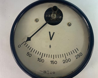 VINTAGE GAUGE VOLTS