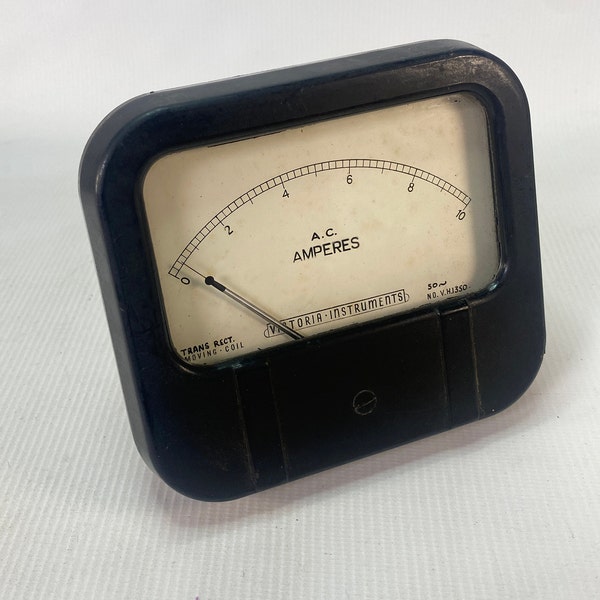 VINTAGE GAUGE AMPERES