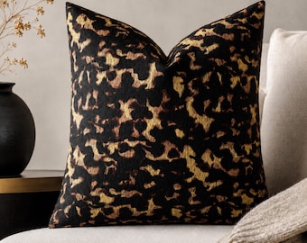 Tortoise Shell Woven Throw Pillow Black Cushion Cover Living Room Sofa Moody Decor Bedroom Boho Accent Chair Accessory Designer Textile