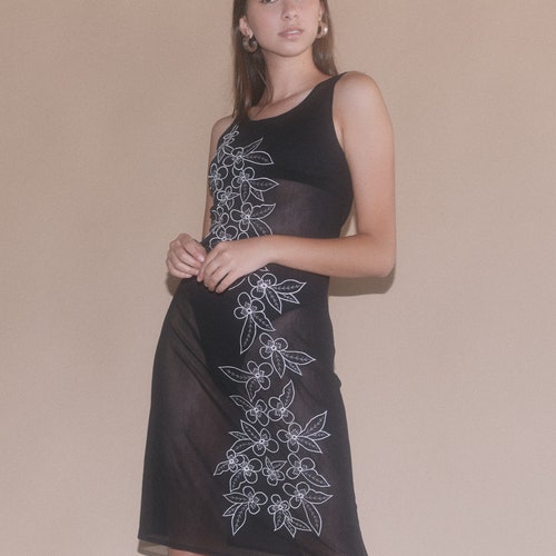Vintage Vivienne shops Tam embroidered sheer mesh midi slip dress | XS-S
