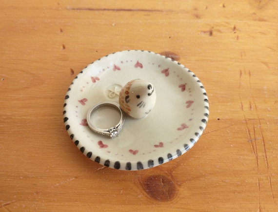 Hedgehog ring holder clearance