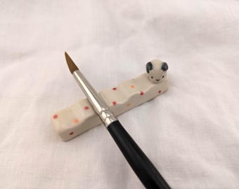 Brush Rest, Pen Holder, Bunny (US Tariff Free)