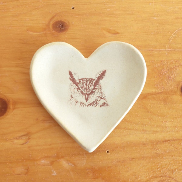 Tiny ceramic heart shape dish plate ring holder trinket lover gift wedding engagement owl