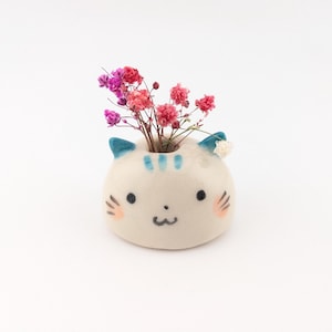 Super Tiny Vase, Ceramic Whiskers Keeper, Cat