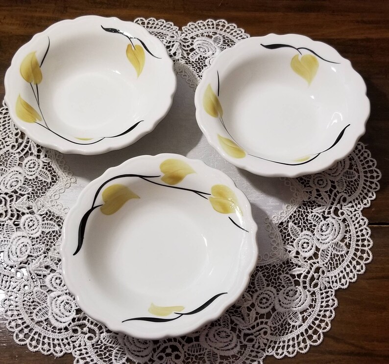 Rare Vintage black stems Syracuse China creamy white with gold leaves Patio 3 Soup bowls Restaurant Ware China