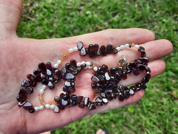 Red Teardrop Garnet And White Pearl Gemstone Neck… - image 7