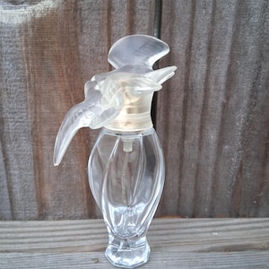 Empty Lair Du Temps Nina Ricci Kissing Doves Perfume Bottle