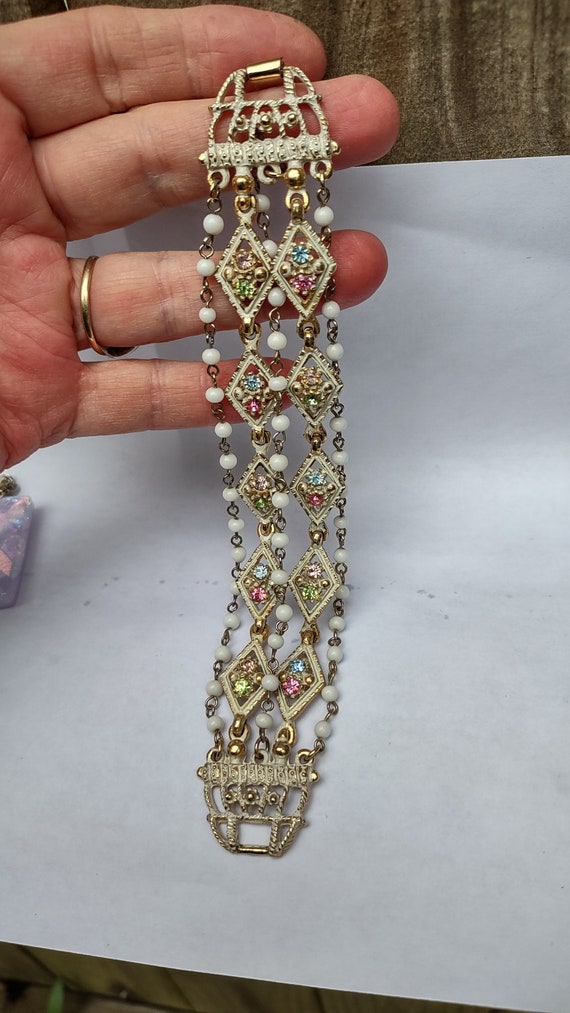 Vintage White Enamel And Rhinestone Bracelet, 7 In