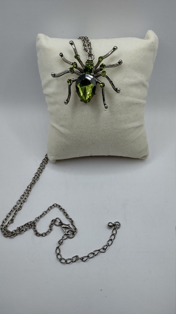 Green Rhinestone Spider Necklace