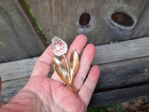アクセサリー   'Tulip' Brooch #448 Swarovski Crystal Tulip Brooch, Gold Plated Floral Faceted Crystal