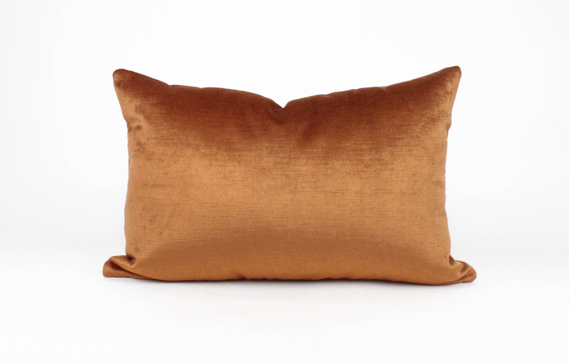 
Read the full title Rust/ Copper / Burnt Orange Velvet Lumbar Pillow Cover