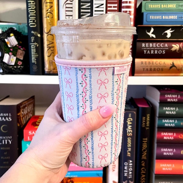 Bow Stripes Iced or Hot Beverage Coffee Drink Sleeve - Medium 22-24oz