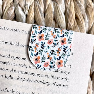Summer Floral Pattern | Magnetic Bookmark | Page Marker | Planner Bookmark | Bookish Gift | Bookstagram Booktok