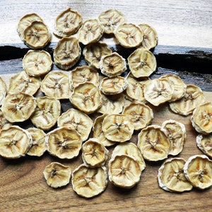 Organic Dehydrated Banana Slices: Vegan Snack, Cake Garnish