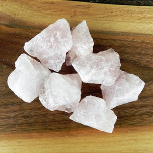 Set of 7 Raw Rose Quartz Chips, Medium Size Crsytals, Rough Rose Quartz, Rough Crystal, Raw Rose Quartz, Rose Crystal Chips, Crystals