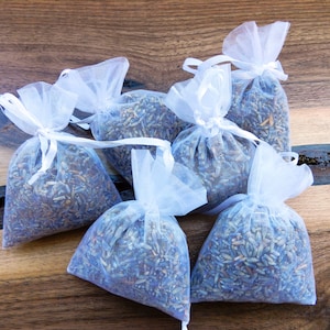 Dried Organic French Lavender Sachets: Natural Wedding Party Favors