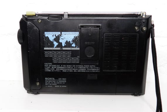 Vintage Sony ICF-7601 Multi-band Radio: 12-band Worldwide Receiver