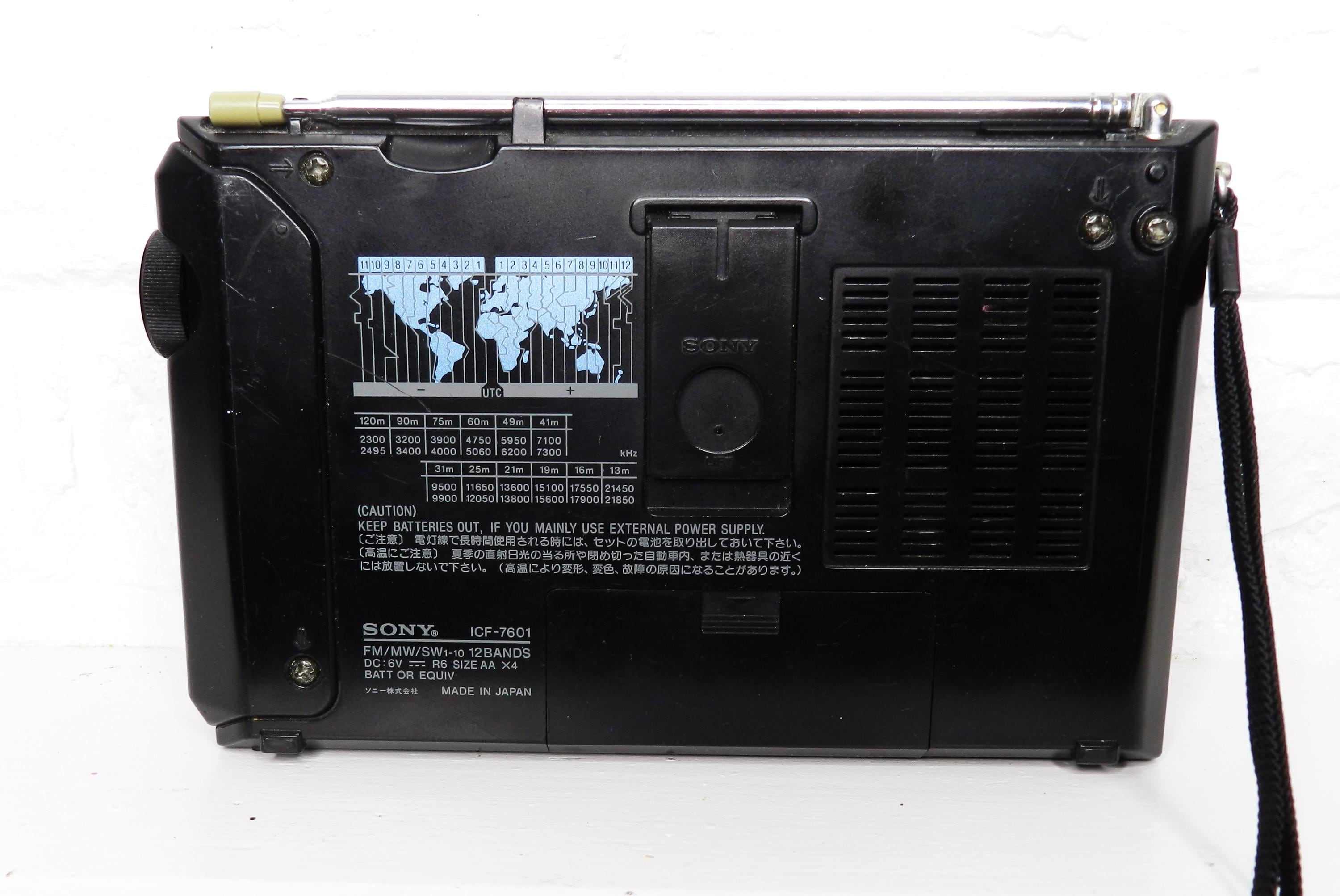 SONY BCLラジオ ICF-7601 動作品 FM/MW/短波ラジオ