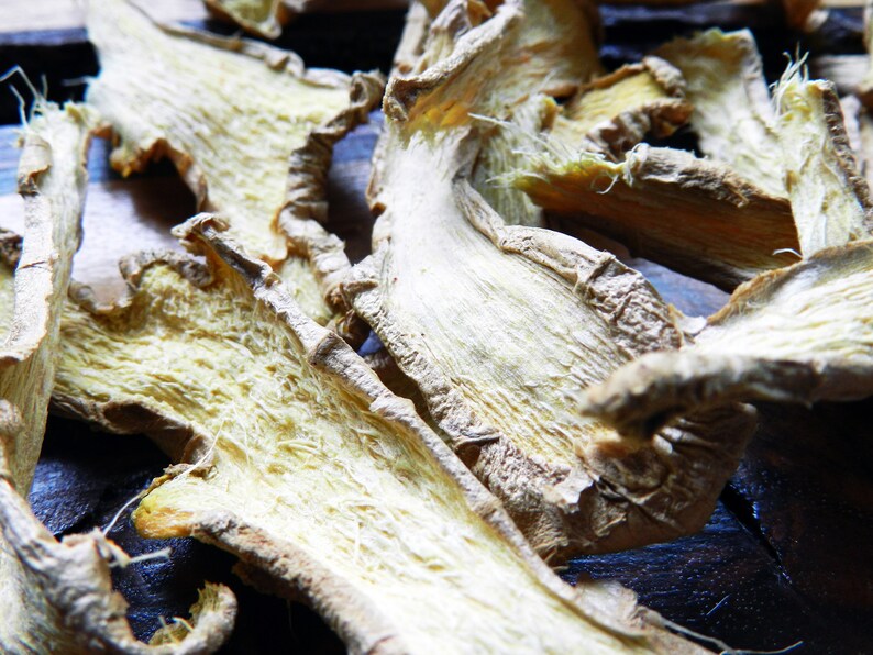 Organic Dried Ginger Slices, Dehydrated Ginger Slices, Dried Rhizomes