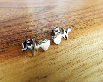 Pendientes de acero inoxidable con forma de corazón: regalo médico