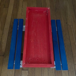 Chic-Nic Table bird feeder Table Pigeon feeder Chicken table