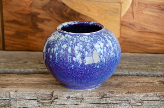 Pot Caldwell Pottery Lavender Mother's Day Gift Wedding Gift Hand Thrown Porcelain Pottery Flower Vase Purple Ceramic Vase