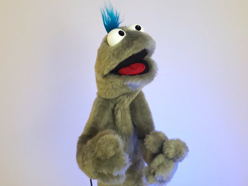 Rod-Arm Practice Puppet Mark 1 GREY image 3